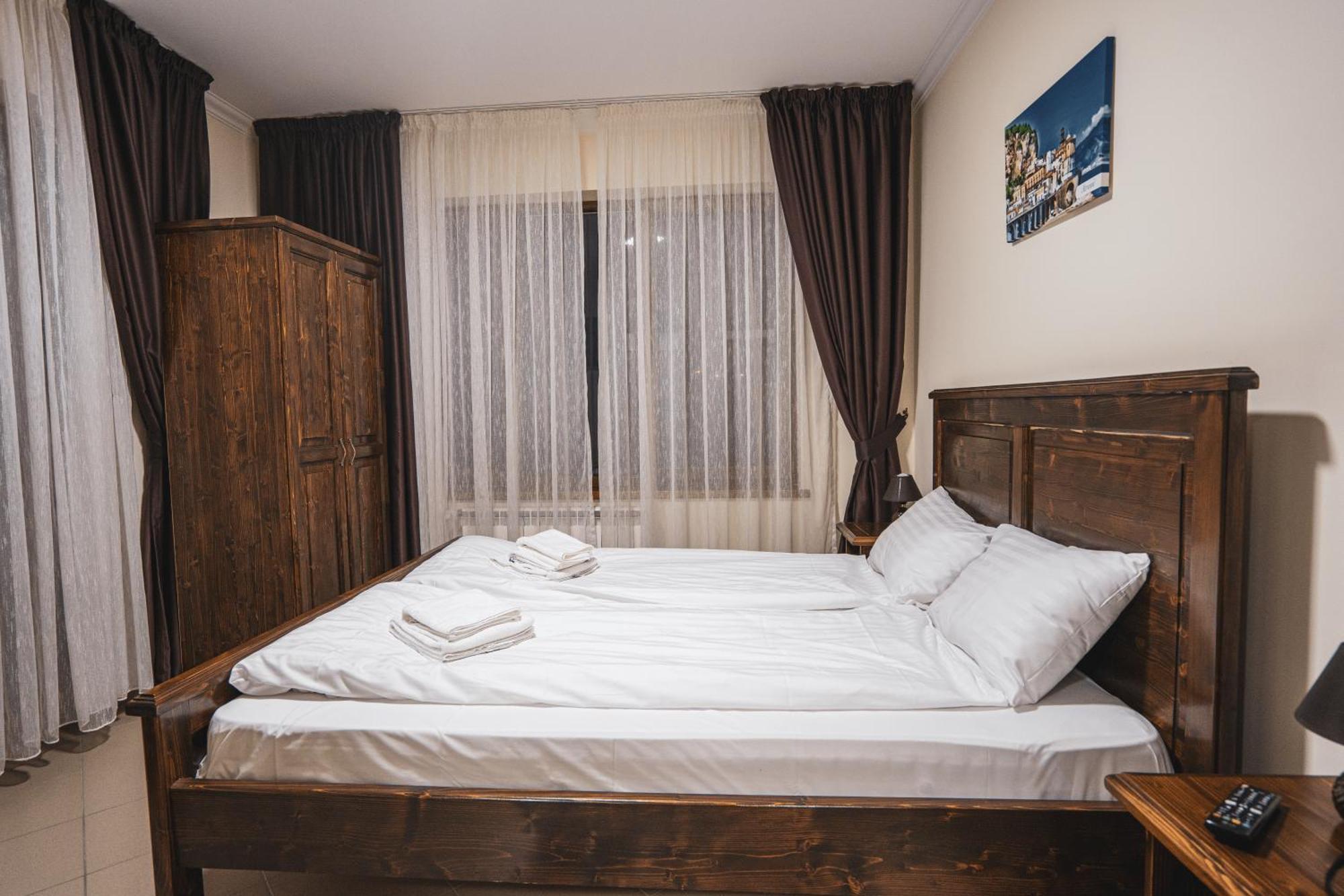 Hotel Rabbit Bran Moieciu de Jos Exterior foto